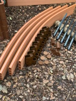 Curved Composite Landscape Edging Kit With 1" Boards 11 Curved Composite Landscape Edging Kit With 1" Boards -Gardenify Store 8599404 05V tif